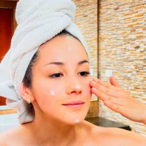 Crema Facial Hidratante Antiedad Cannasens